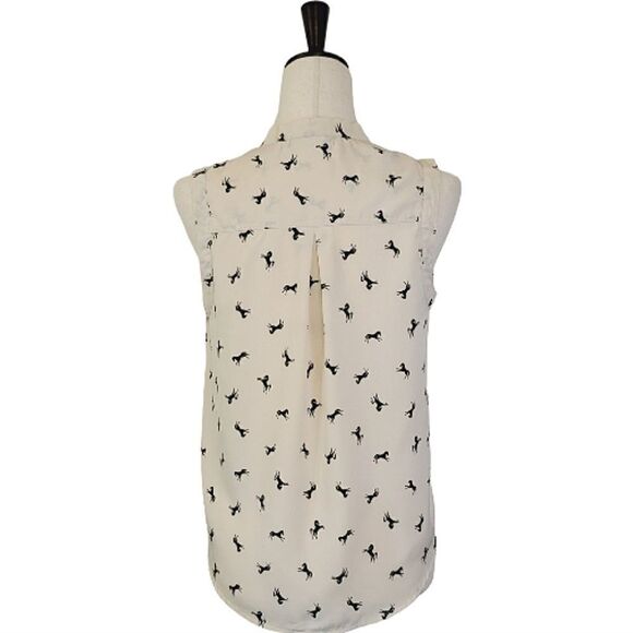 Chloe K Cream Horse Patterned V-neck With Tie Sleeveless Blouse Size S - Picture 3 of 8
